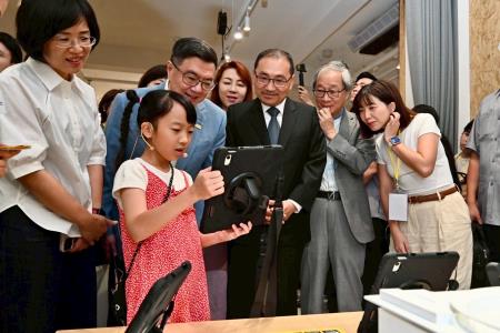 2025年5月24日行政院長卓榮泰出席「國家兒童未來館」願景館開幕典禮_6